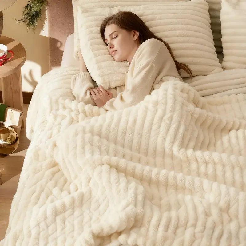 Cozy Plush Throw Blanket for Couch & Bed